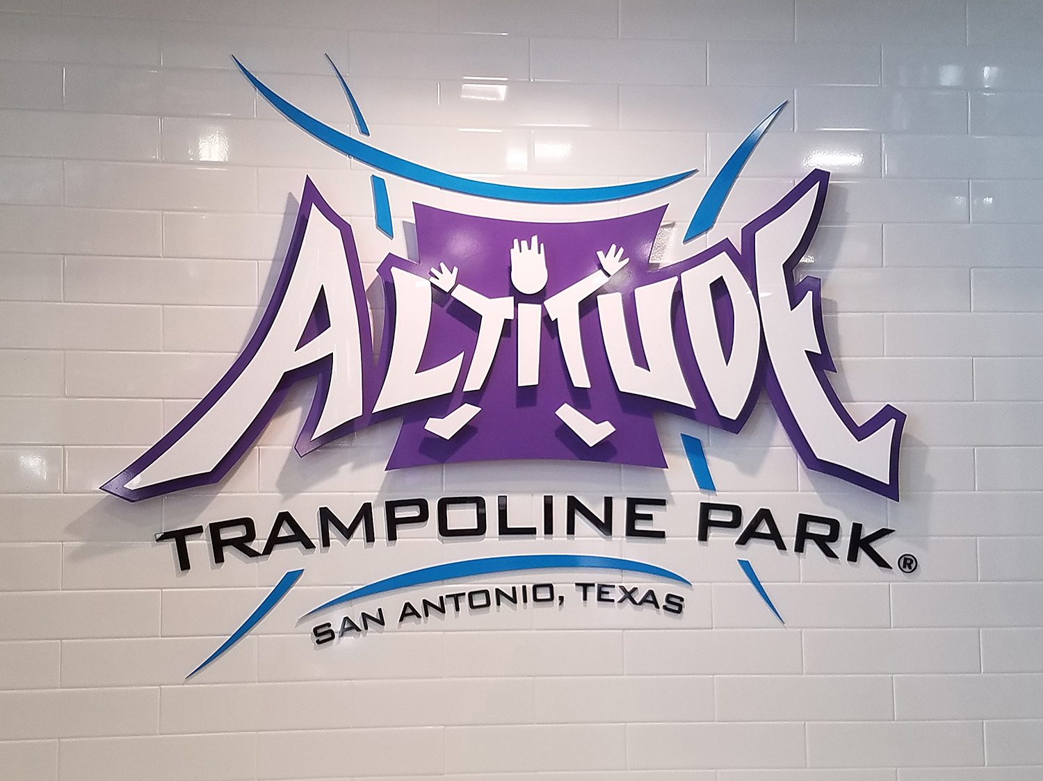 lobby-logos-altitude-trampoline-park