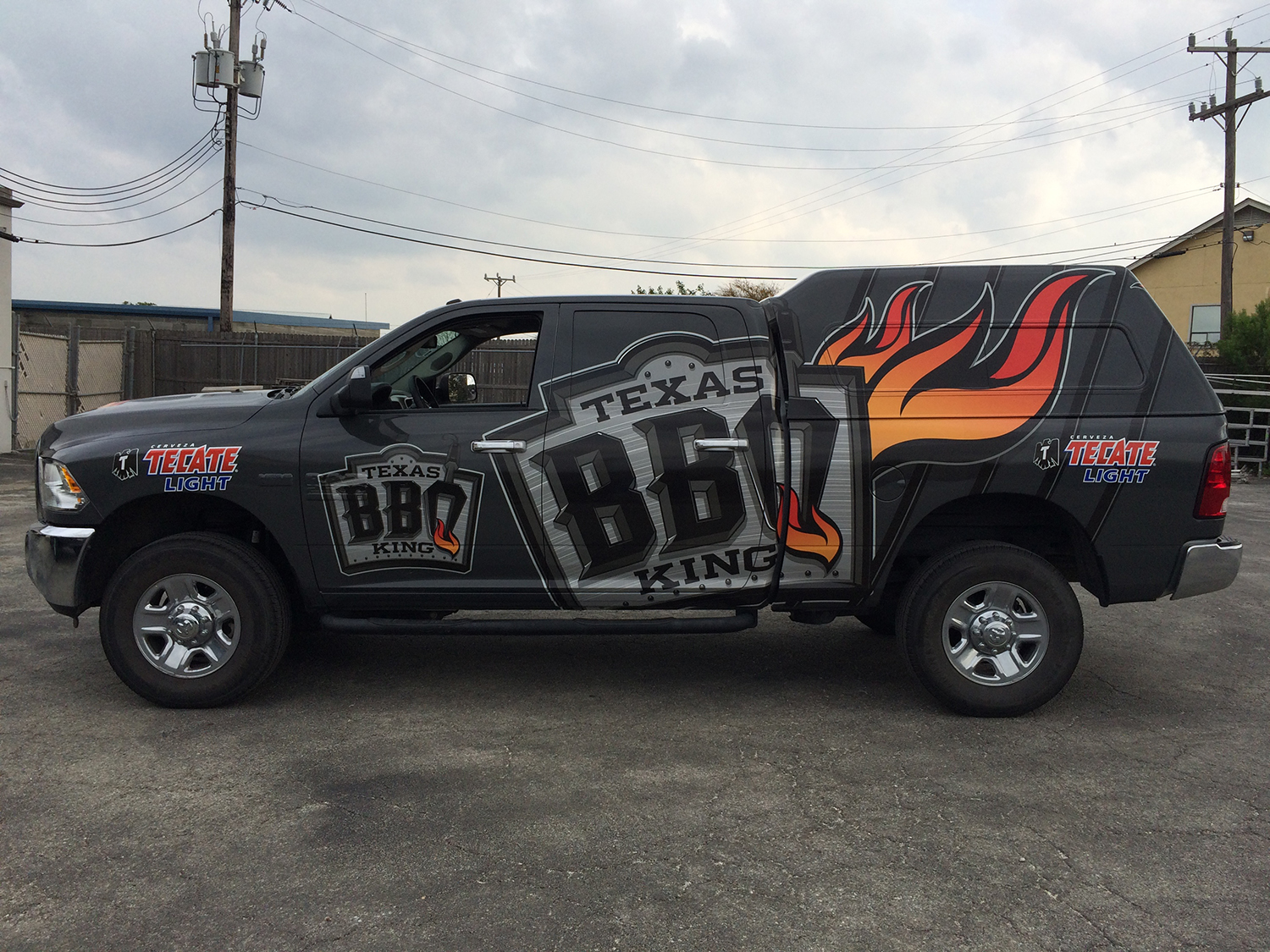 vehicle-car-wraps-graphics-bbq-camper-shell-flames